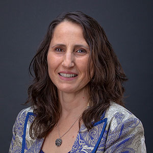 Headshot_WFeldstein_2022-11_015-square
